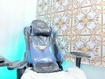 Chaturbate Adult Video Chat of slimlatino_