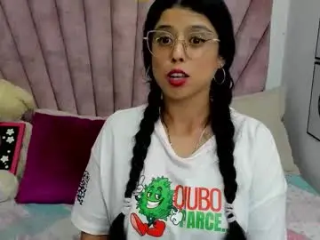 Chaturbate Free Live Porn of daniibelluci1