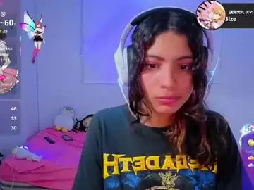 Chaturbate Live Sex Cam of helia_n_amy