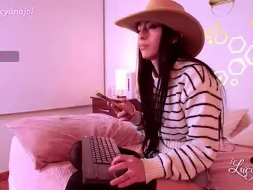 Chaturbate Best live sex cam show of lucy_joi