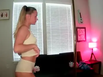 Chaturbate Adult Webcam of shyy_petitebaby