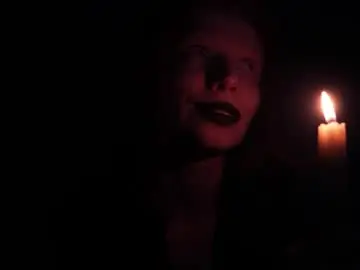 Chaturbate Free Porn Cam of ginger_hugs