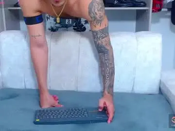 Chaturbate Live Sex Cam of tristan_bm
