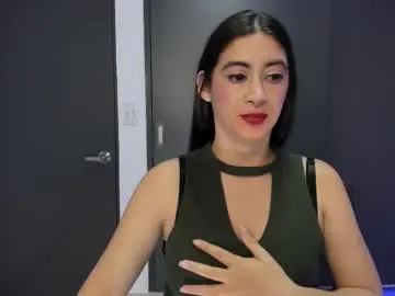 Chaturbate Live Porn of aandreamartinez1