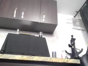 Chaturbate Best live sex cam show of iniyalaboni
