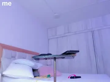 Chaturbate Live Sex of _natasha18_