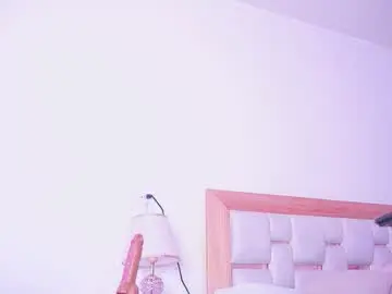 Chaturbate Live Sex Cam of _natasha18_