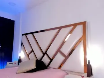 Chaturbate Nude Webcam of aron_cruz12