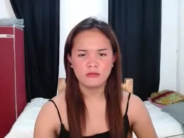 Chaturbate Nude Webcam of hotpinay_rhowe