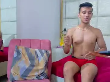 Chaturbate Best live sex cam show of milaandlucas