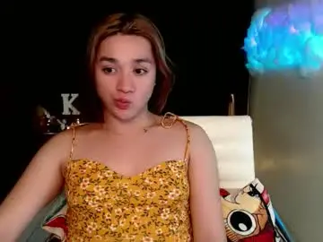 Chaturbate Live Sex Cam of sexy_kitty699
