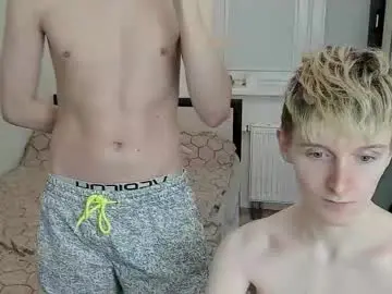 Chaturbate Live Sex Cam of ithan_red