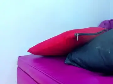 Chaturbate Live Sex of juliett_horny