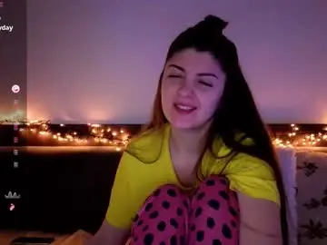 Chaturbate Sex Cam of _just_a_simple_girl