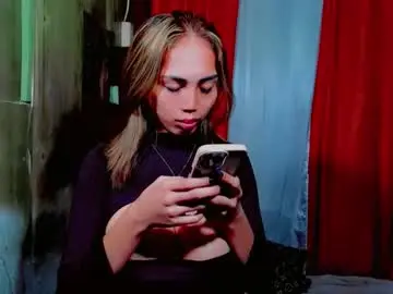 Chaturbate Free Porn Cam of astrid_khalifa