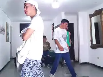 Chaturbate Private Sex Chat of benz_boys