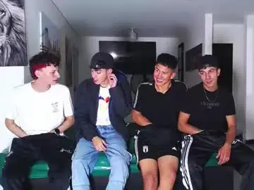 Chaturbate Live Sex of benz_boys