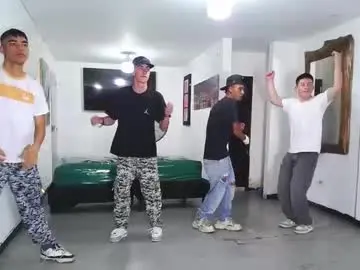 Chaturbate Free Live Porn of benz_boys