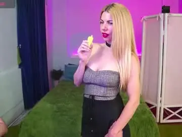 Chaturbate Live Sex Cam of alisaaleks