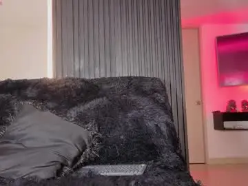 Chaturbate Free Porn Cam of aron_steel04