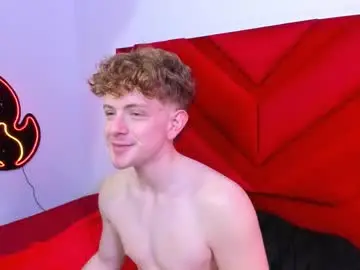 Chaturbate Adult Video Chat of chris18red
