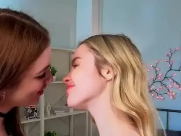 Chaturbate Free Live Porn of cloverfarewell