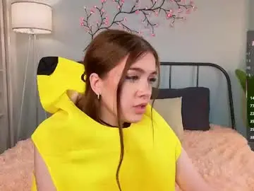 Chaturbate Live Sex Cam of cloverfarewell