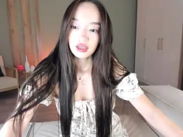 Chaturbate Live Sex Cam of jenny__lii