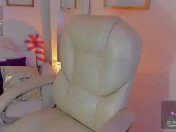 Chaturbate Adult Video Chat of zobe_love