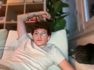 Chaturbate Live Sex of anddres_boss