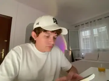 Chaturbate Adult Video Chat of anddres_boss