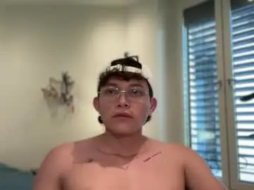 Chaturbate Sex Chat of anddres_boss