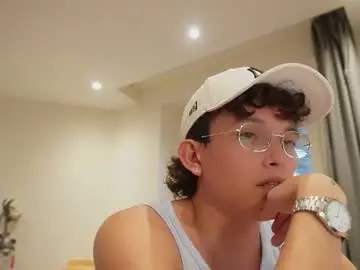 Chaturbate Live Porn of anddres_boss