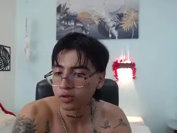Chaturbate Nude Webcam of derekfly