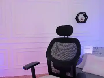 Chaturbate Sex Cam of emmajohanson