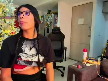 Chaturbate Live Sex Cam of latin_couple77