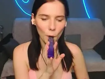 Chaturbate Live Sex Cam of mellhyees