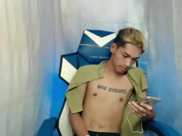 Chaturbate Free Live Porn of 0cir_asiansatisfy