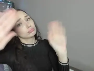 Chaturbate Live Sex Cam of alice_love_888