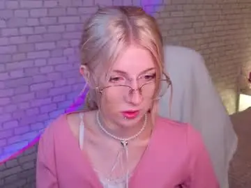 Chaturbate Free Porn Cam of alicedews