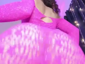 Chaturbate Sex Chat of evelyn__rose1