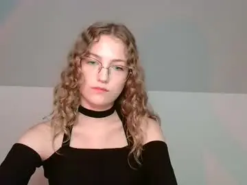 Chaturbate Live Sex Cam of lily_tayberry