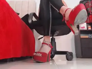 Chaturbate Adult Webcam of mistressaurora744677