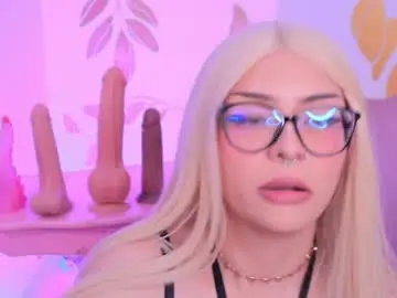 Chaturbate Watch Live Sex Cams of misselektra__