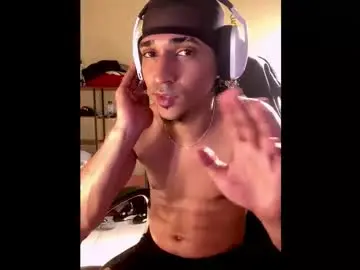 Chaturbate Sex Chat of y0ungman_who_loveswork