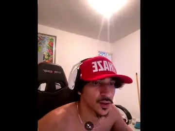 Chaturbate Live Sex Cam of y0ungman_who_loveswork