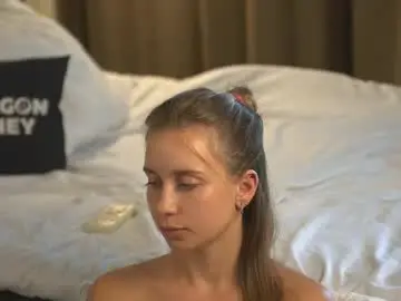 Chaturbate Live Porn of 2girls_1dream