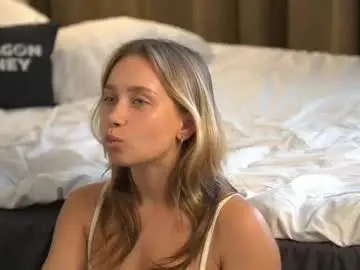 Chaturbate Adult Webcam of 2girls_1dream