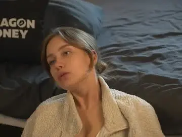 Chaturbate Adult Video Chat of 2girls_1dream