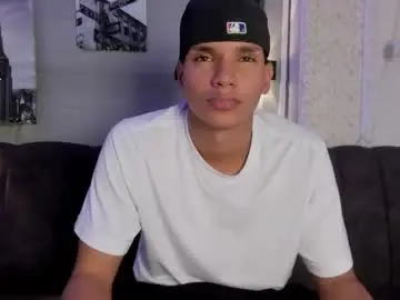 Chaturbate Sex Chat of kai_storm7